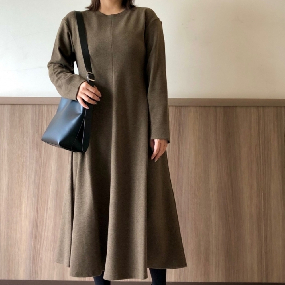 Uniqlo Midi Dress - Brown